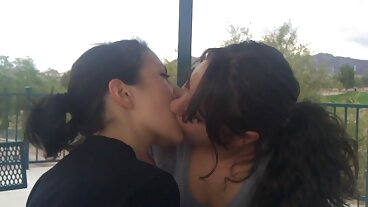 Hadapi hubungan lucah percuma seks dengan Hanna Rey yang menggoda dari Dirty Flix