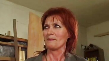 Aksi berciuman dengan Angela White dan siti lucah Codi Vore yang bersemangat dari Brazzers