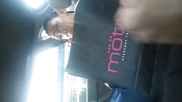 Filem video lucah seks melayu Silicone Tits dengan pengawas Olivia Austin dari Brazzers