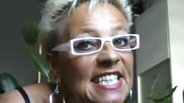 Seks aksi lucah artis gaya anjing dengan Vina Sky yang menggoda dari Lubed