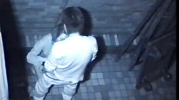 Seks fetish dengan Eliza Ibarra yang menggoda lucah di hotel dari Sensasi Baru