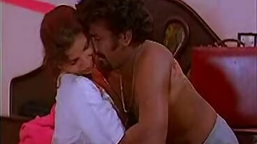 Filem muda dengan kesan menonton video lucah Verona Sky yang menggoda dari Bang!