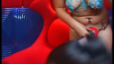 Filem video lucah orang gemuk kurus dengan pengawas Mika dari 18 VideoZ