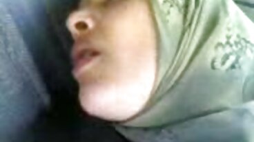 Video Legs On Shoulders dengan Isabella De Laa yang menggoda dari Dunia Mega lucah anak sekolah Remaja
