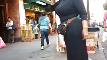 Aksi Legs On Shoulders bersama pengawas Vanda Lust dari Oldje budak sekolah melayu seks