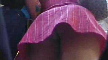 Video Kasut Tumit Tinggi dengan Isabella De Laa yang menggoda daripada Peribadi video seks wan nor azlin