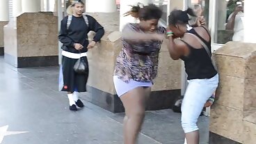 Milf kurang ajar dengan Vanesa Colombiana miang dari video lucah luna maya Bang!