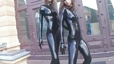 Filem pelucutan dengan Vanna Bardot panas lucah blue daripada Bang!